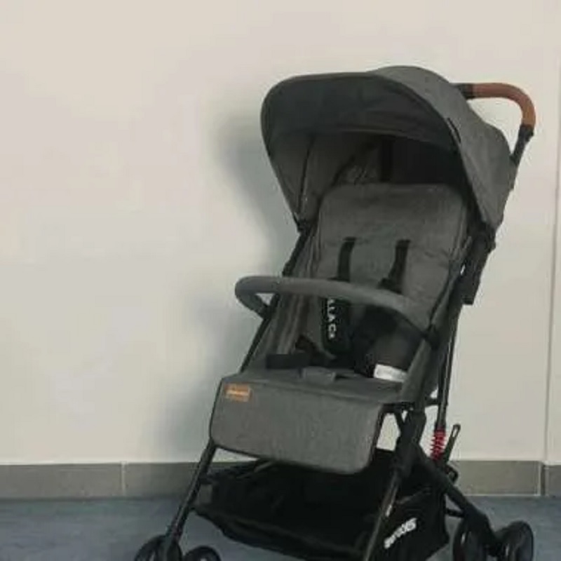 Babydoes Clip Lux Umbrella Stroller 2062, Ringan dan Stylish