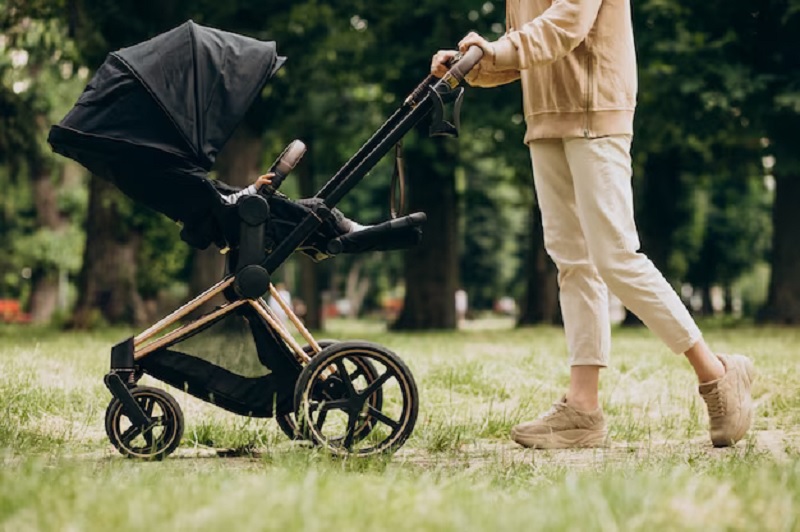 Fitur Unggul yang Dimiliki Stroller Baby Premium Belecoo Recline