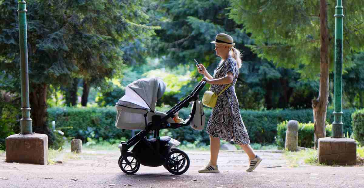 5 Stroller Bayi Terbaik untuk Kegiatan Luar Ruangan